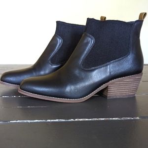 Crown Vintage Ankle Boot, sz. 9 1/2